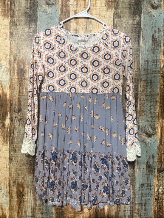 Matilda Jane Other - Matilda Jane Girls size 12 White & Navy Mixed-Print Casual Dress